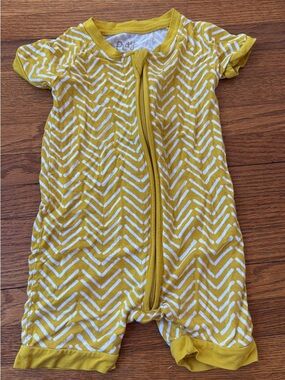 Little sleepies 6/12 shorty zip